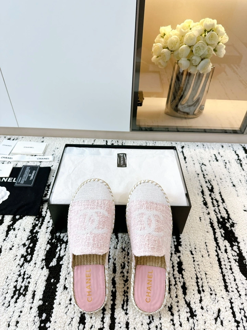 Breathable Chxnxl Slippers 132229