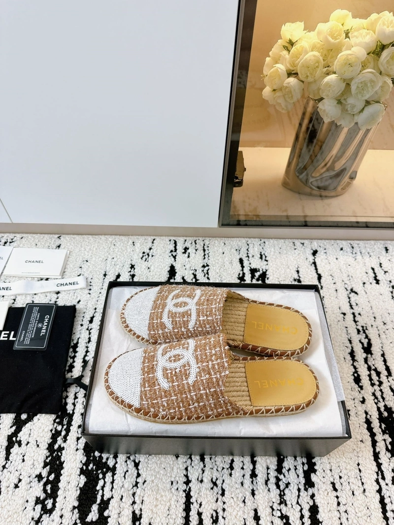Trendsetting Chxnxl Flat Shoes 131644