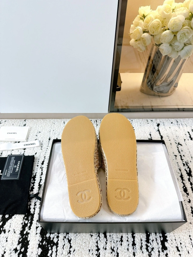 Trendsetting Chxnxl Flat Shoes 131644