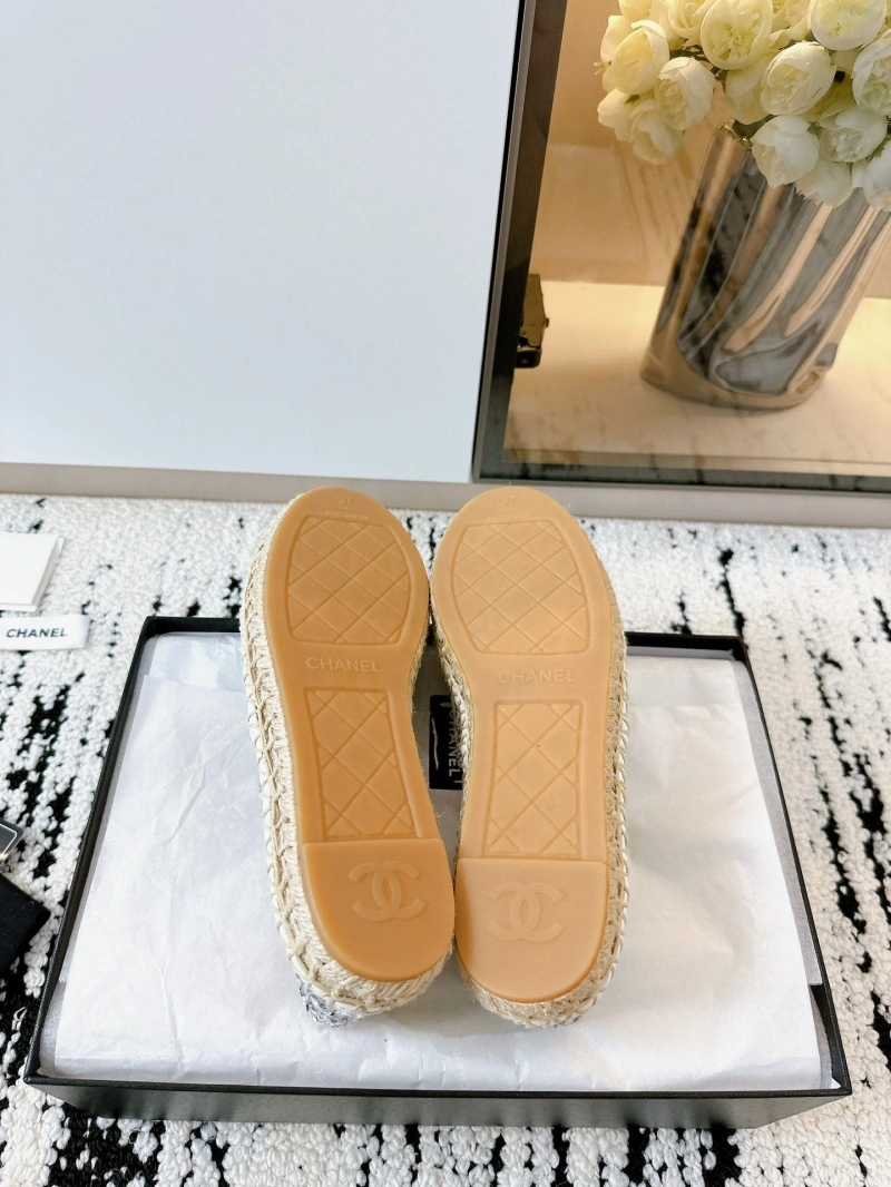 Refined Chxnxl Flat Shoes 131664