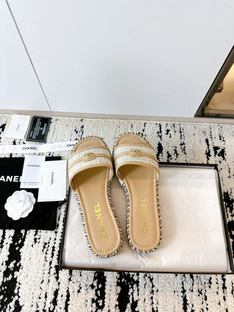 Timeless Chxnxl Slippers 132224