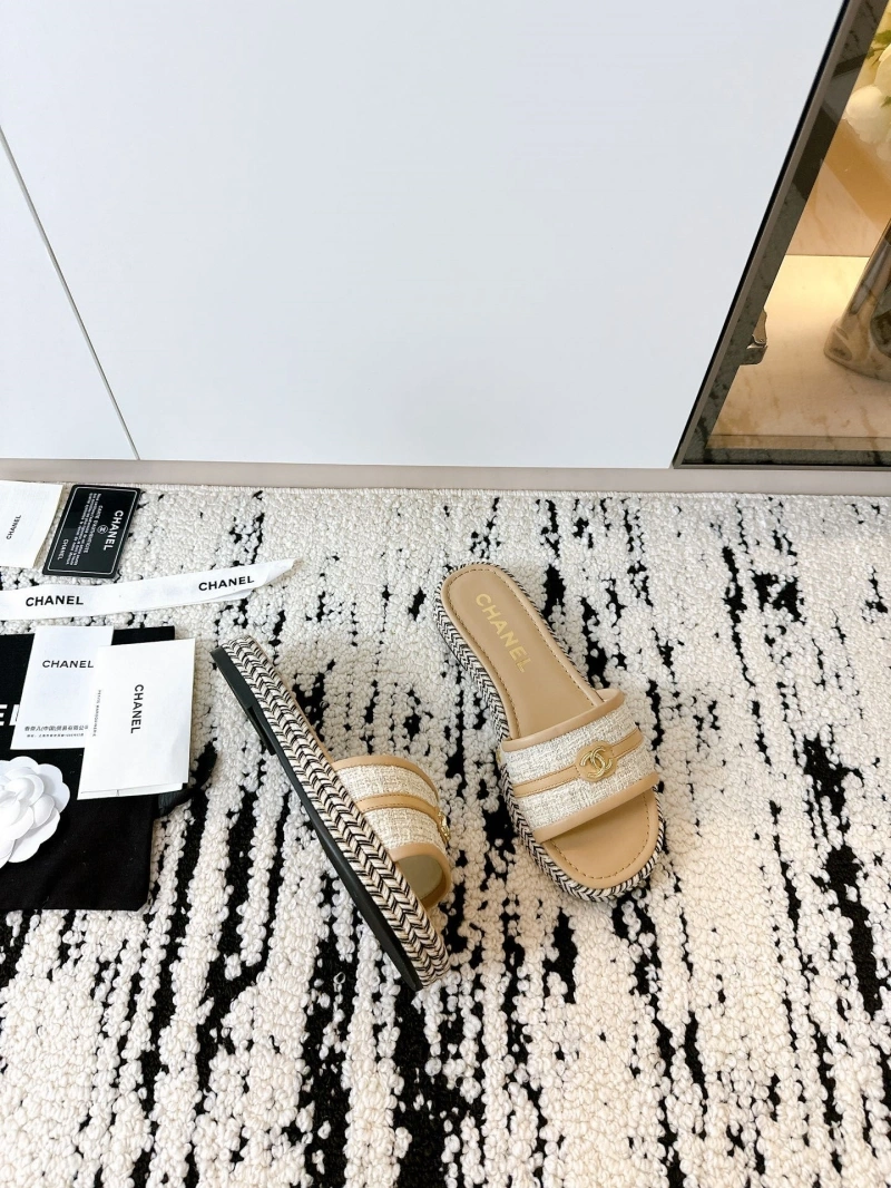 Timeless Chxnxl Slippers 132224