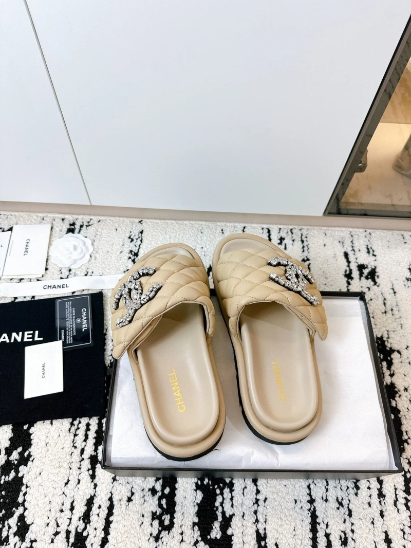 SportInspired Chxnxl Slippers 132211