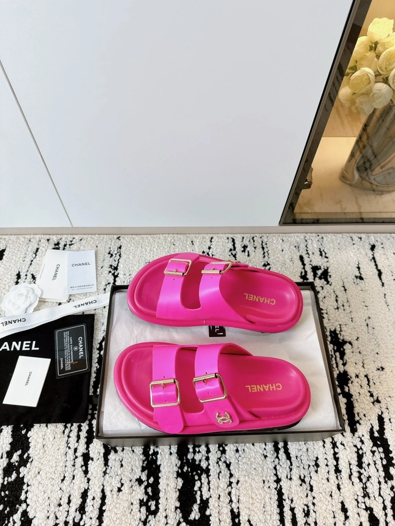 Durable Chxnxl Slippers 132203