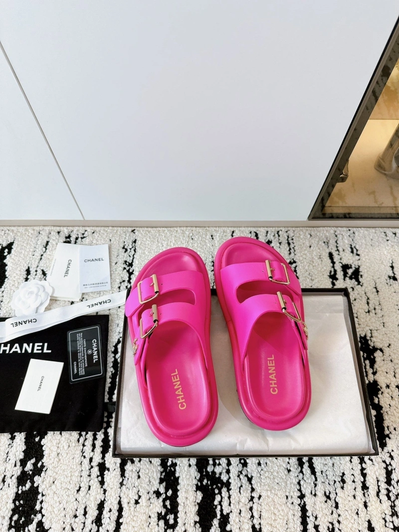 Durable Chxnxl Slippers 132203