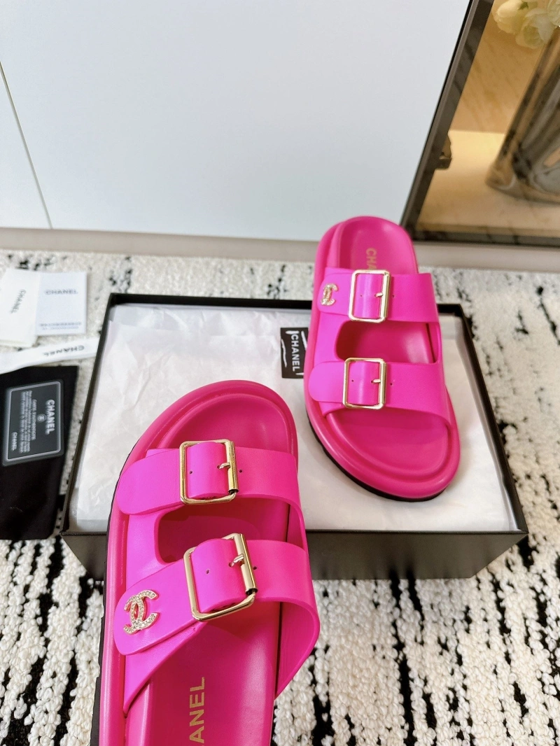 Durable Chxnxl Slippers 132203