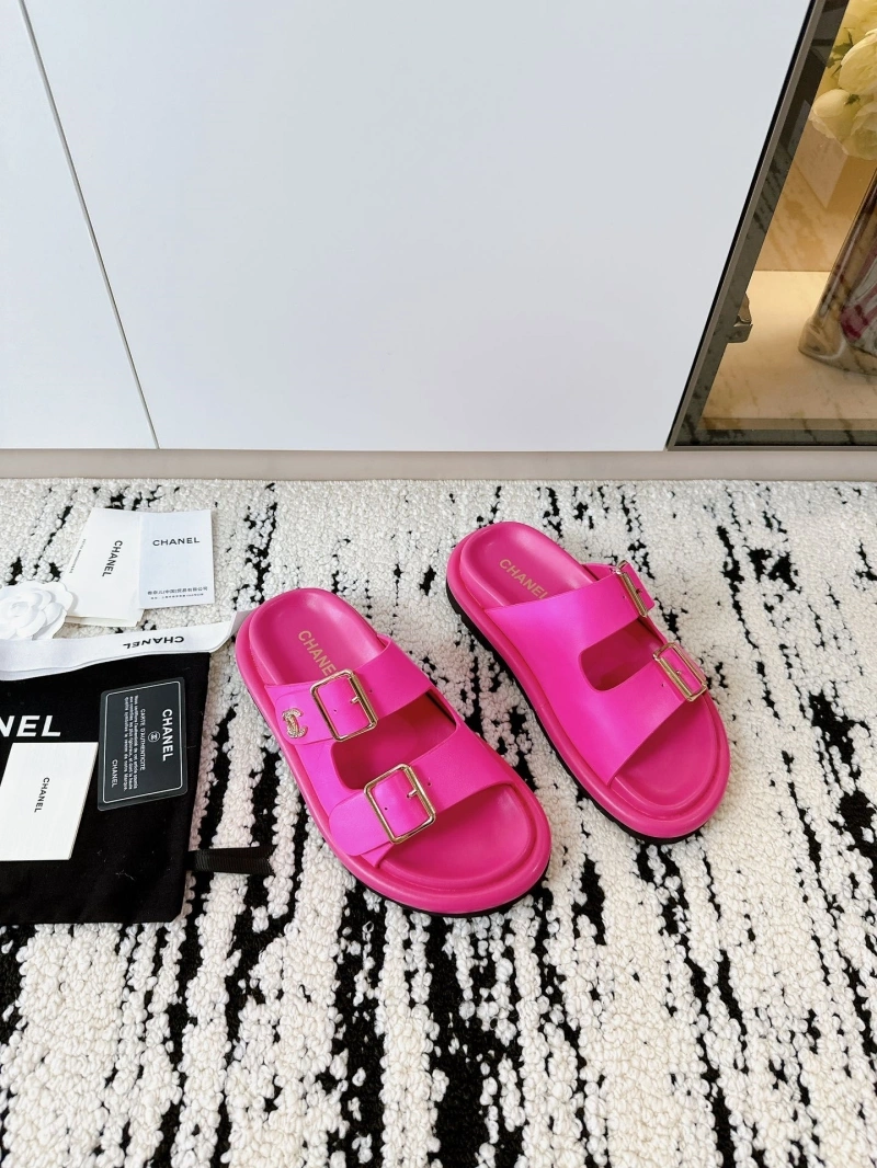 Durable Chxnxl Slippers 132203