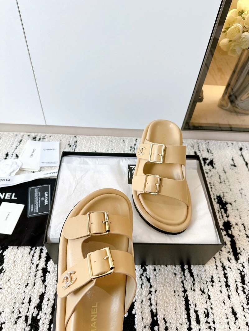 Durable Chxnxl Slippers 132206