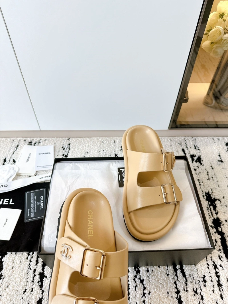 Durable Chxnxl Slippers 132206