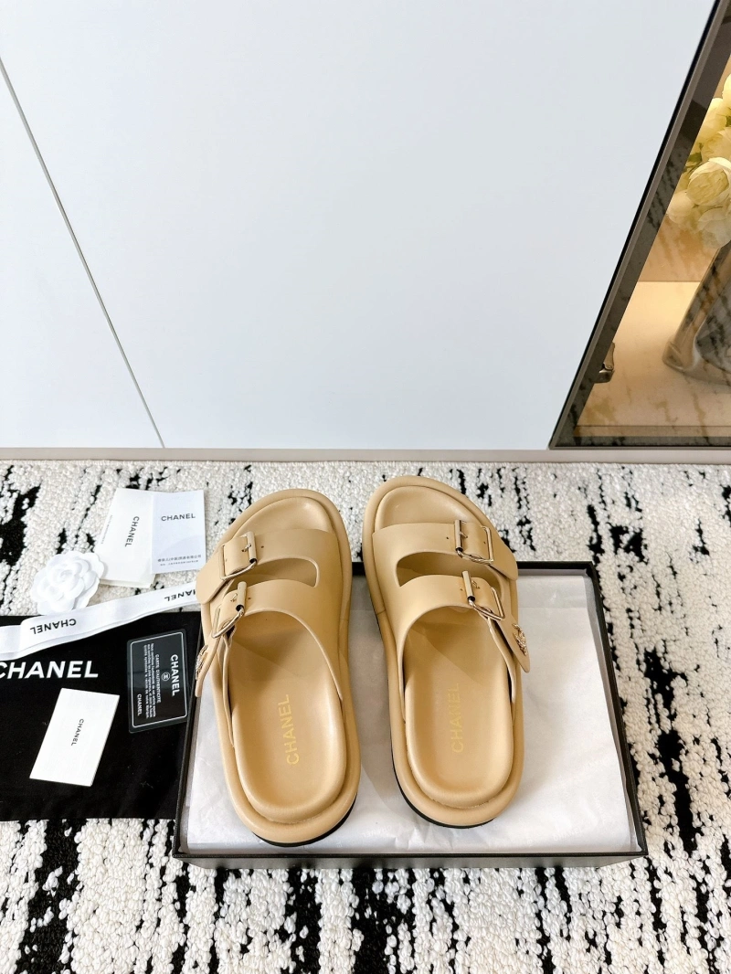 Durable Chxnxl Slippers 132206