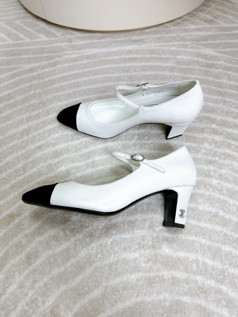 Trendy Chxnxl High Heels 131494
