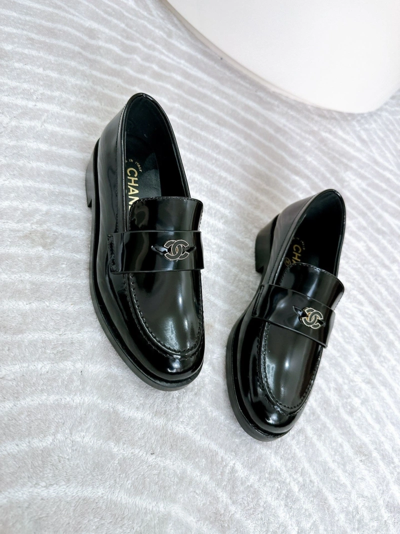 Chxnxl Leather Shoes Vibrant 131425