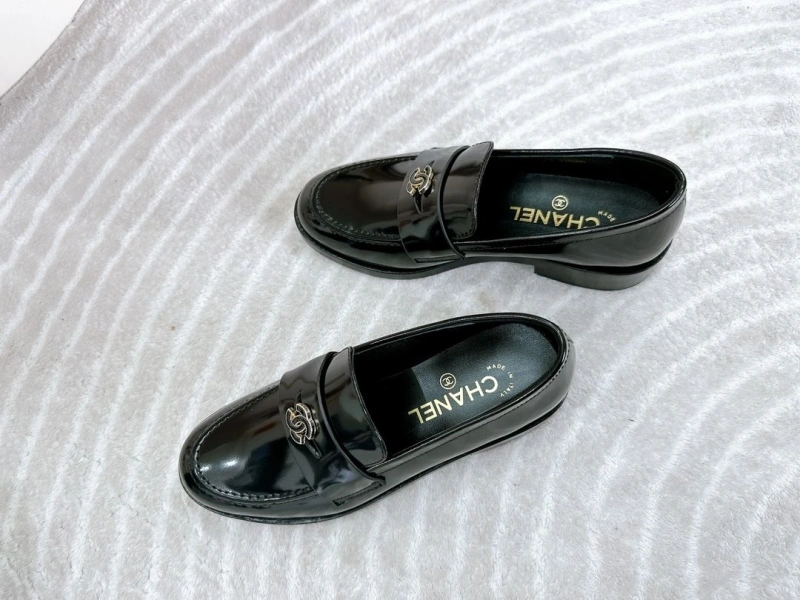Chxnxl Leather Shoes Vibrant 131425