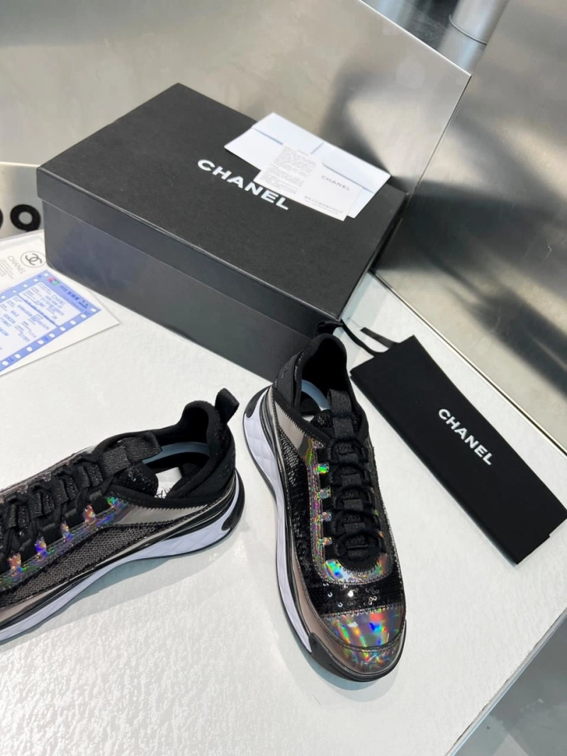 Bold Chxnxl Sneakers 131987