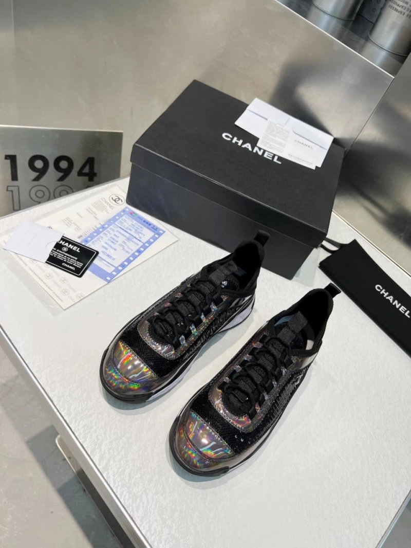 Bold Chxnxl Sneakers 131987