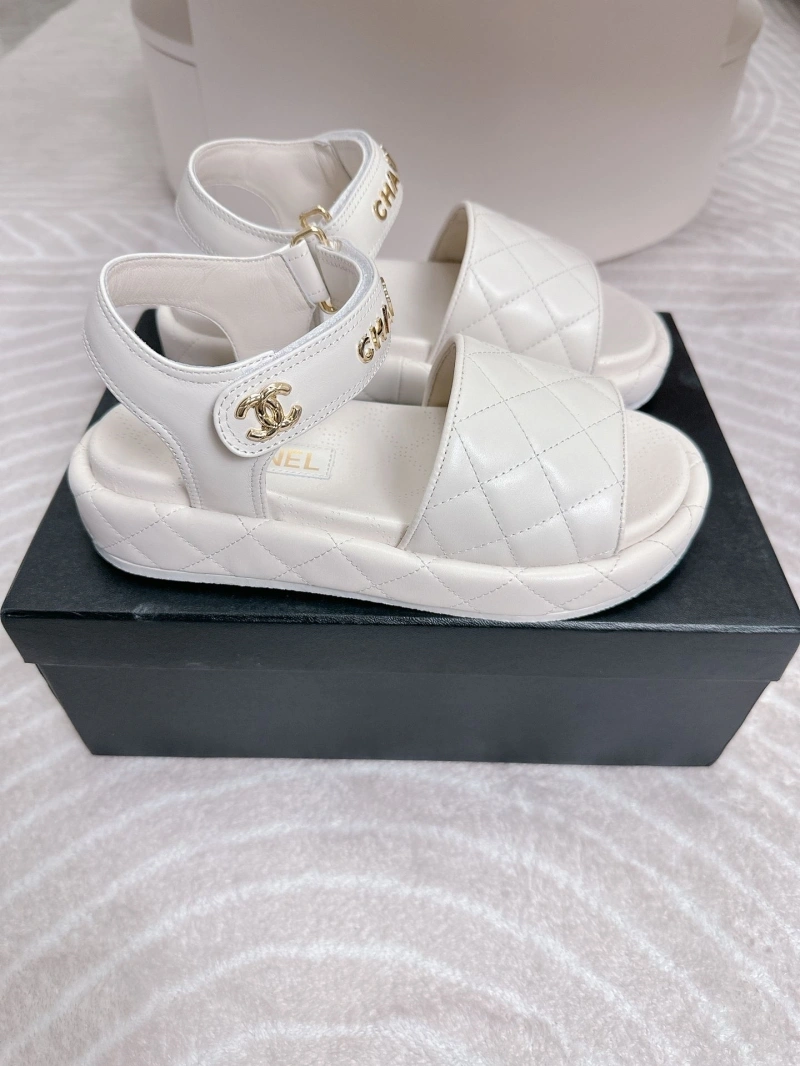 Fashionable Chxnxl Sandals 130742
