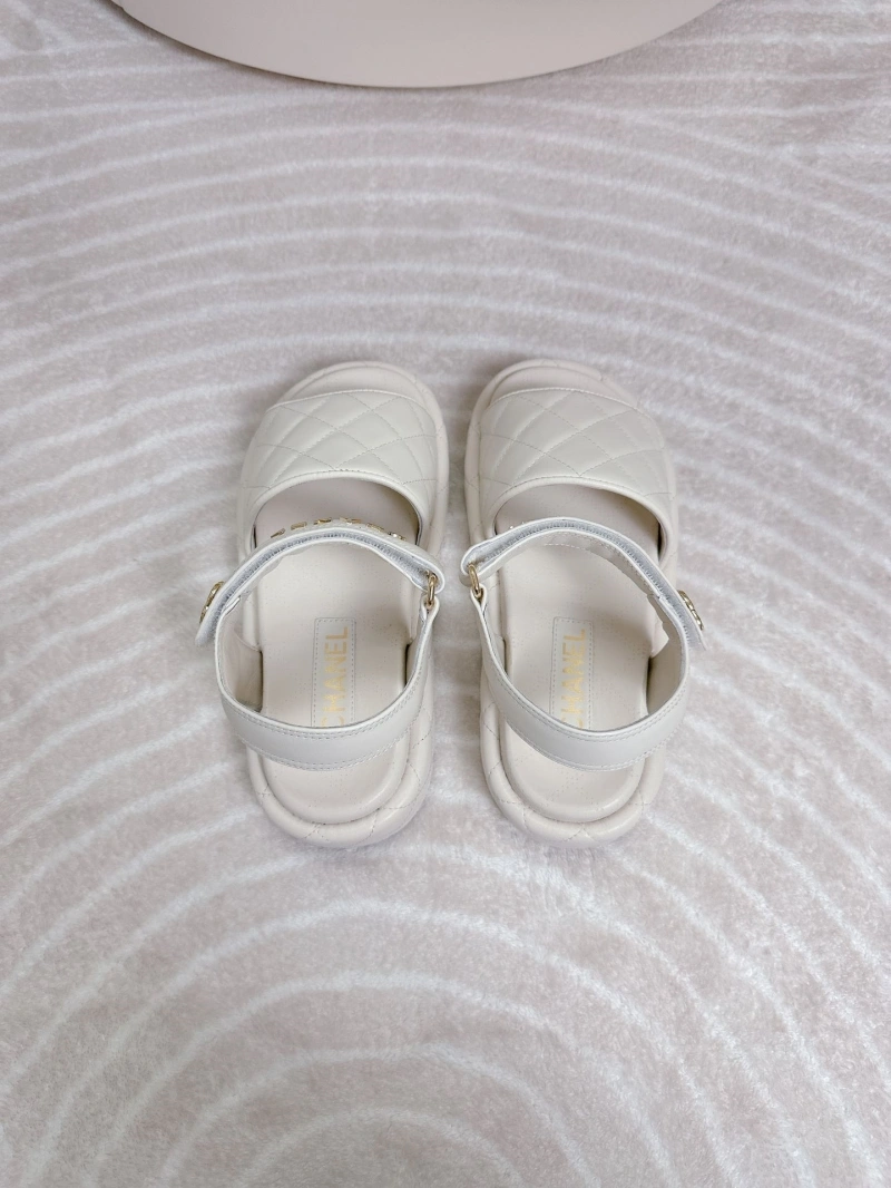 Fashionable Chxnxl Sandals 130742