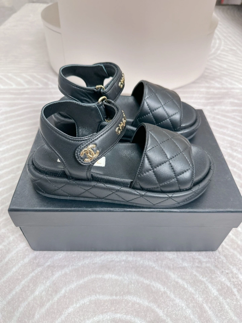 EyeCatching Chxnxl Sandals 130741