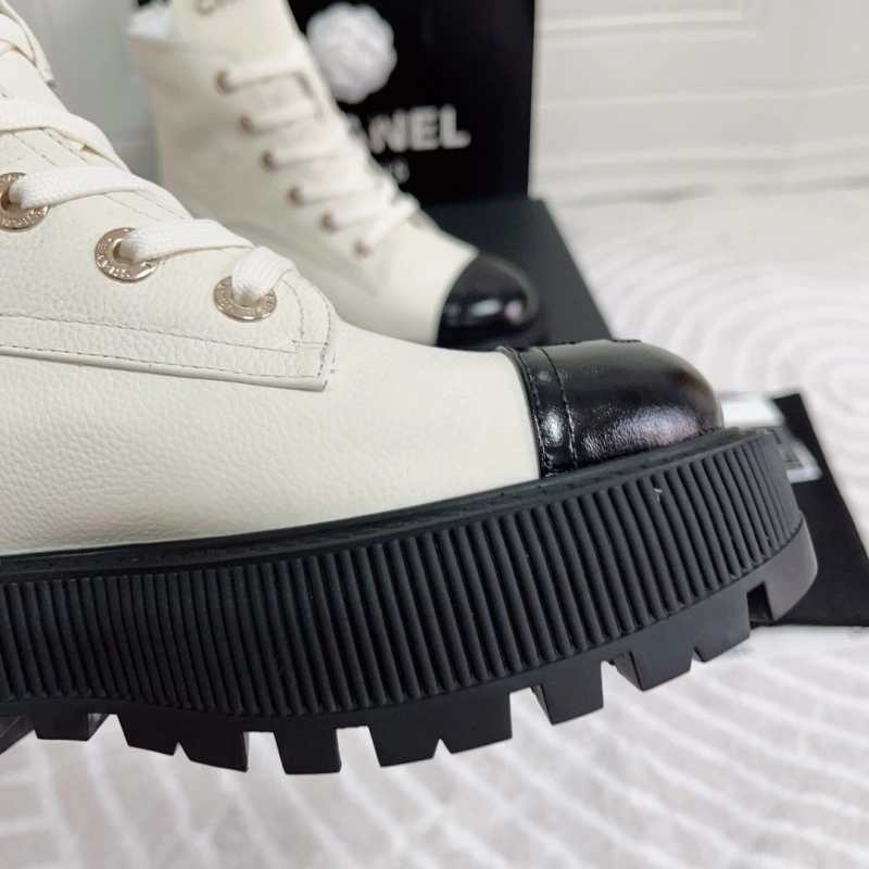 AllSeason Chxnxl Boots 131856