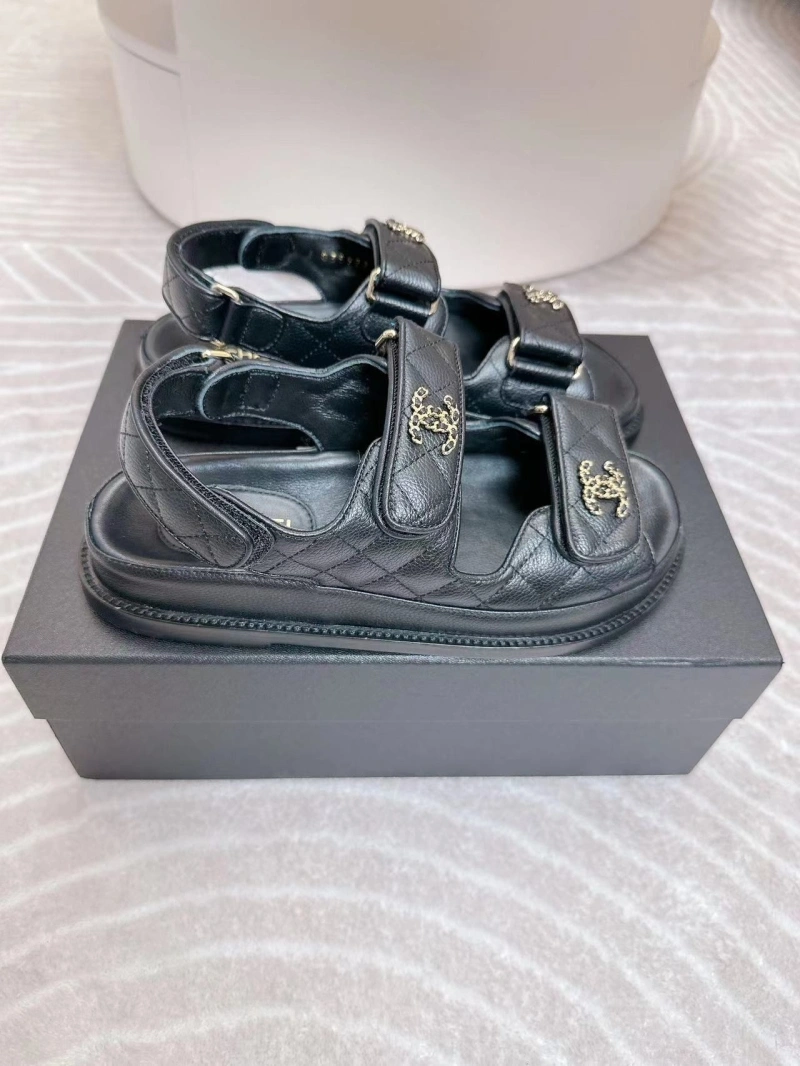 NewStyle Chxnxl Sandals 130736