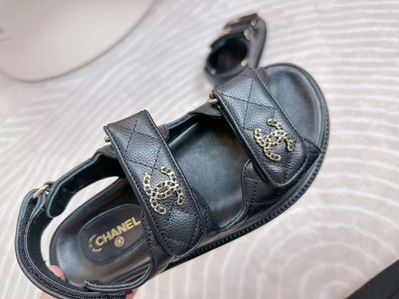 NewStyle Chxnxl Sandals 130736