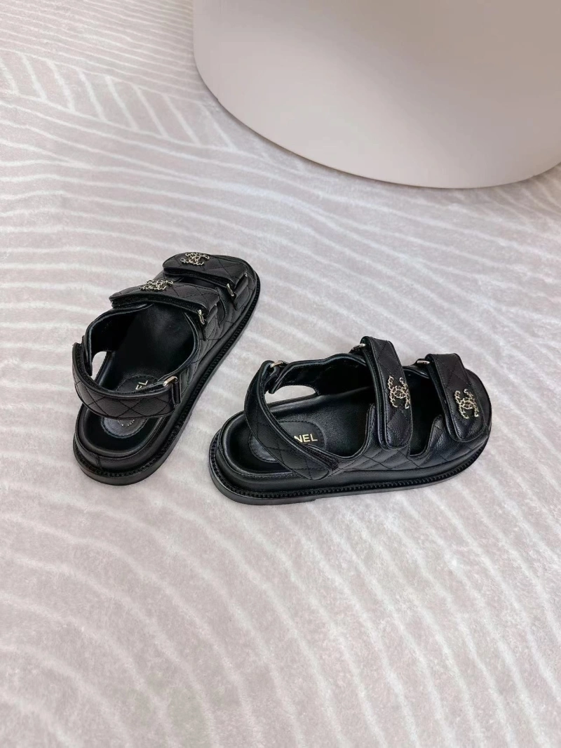 NewStyle Chxnxl Sandals 130736