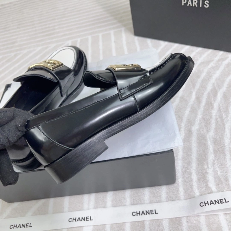 NewStyle Chxnxl Leather Shoes 131423