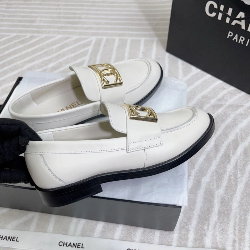 Flexible Chxnxl Leather Shoes 131421