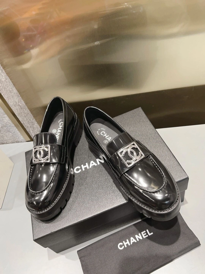 Bright Chxnxl Leather Shoes 131417