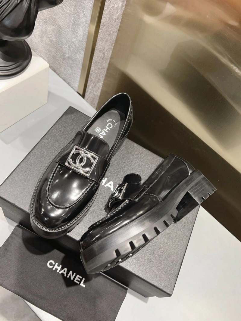 Bright Chxnxl Leather Shoes 131417