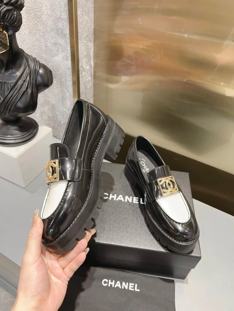 Trendsetting Chxnxl Leather Shoes 131418