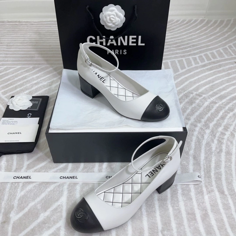 Vibrant Chxnxl Leather Shoes 131388