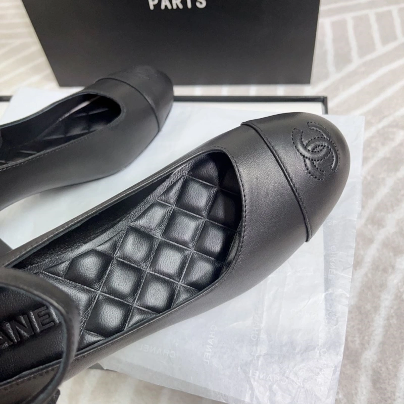 Chxnxl Leather Shoes EyeCatching 131383