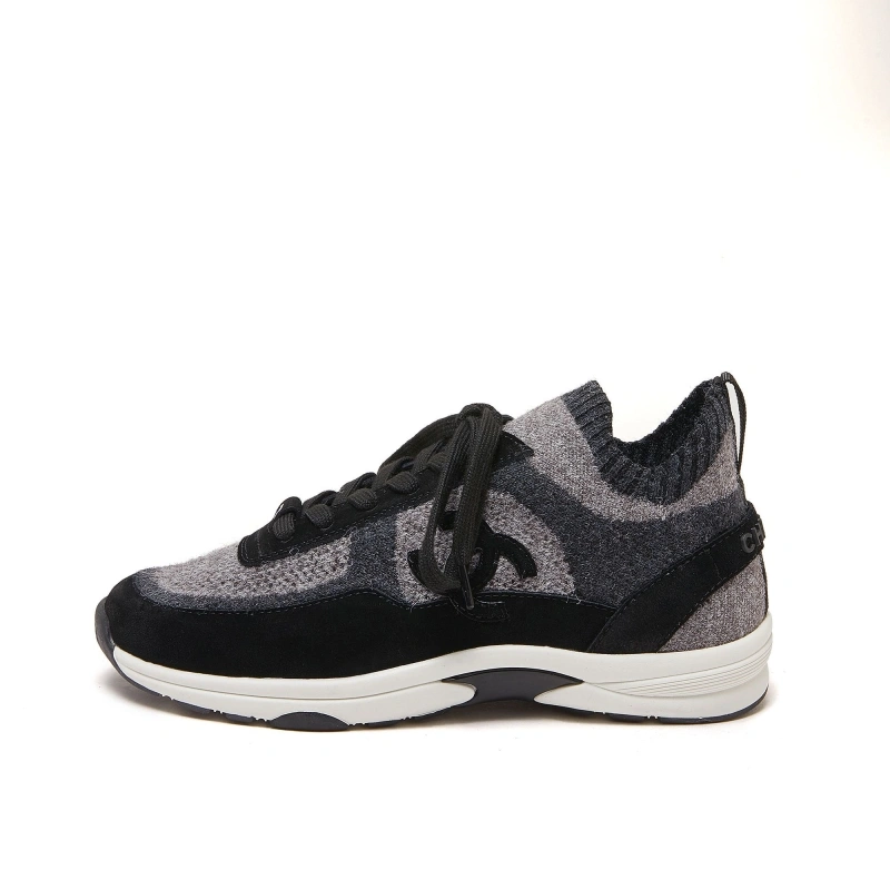 Cozy Chxnxl Sneakers 131957