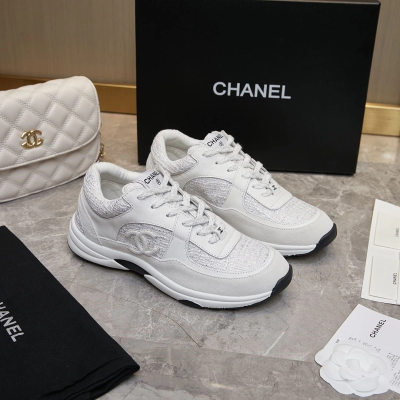 Fashionable Chxnxl Sneakers 131965