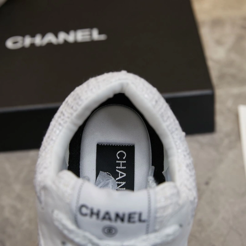 Fashionable Chxnxl Sneakers 131965