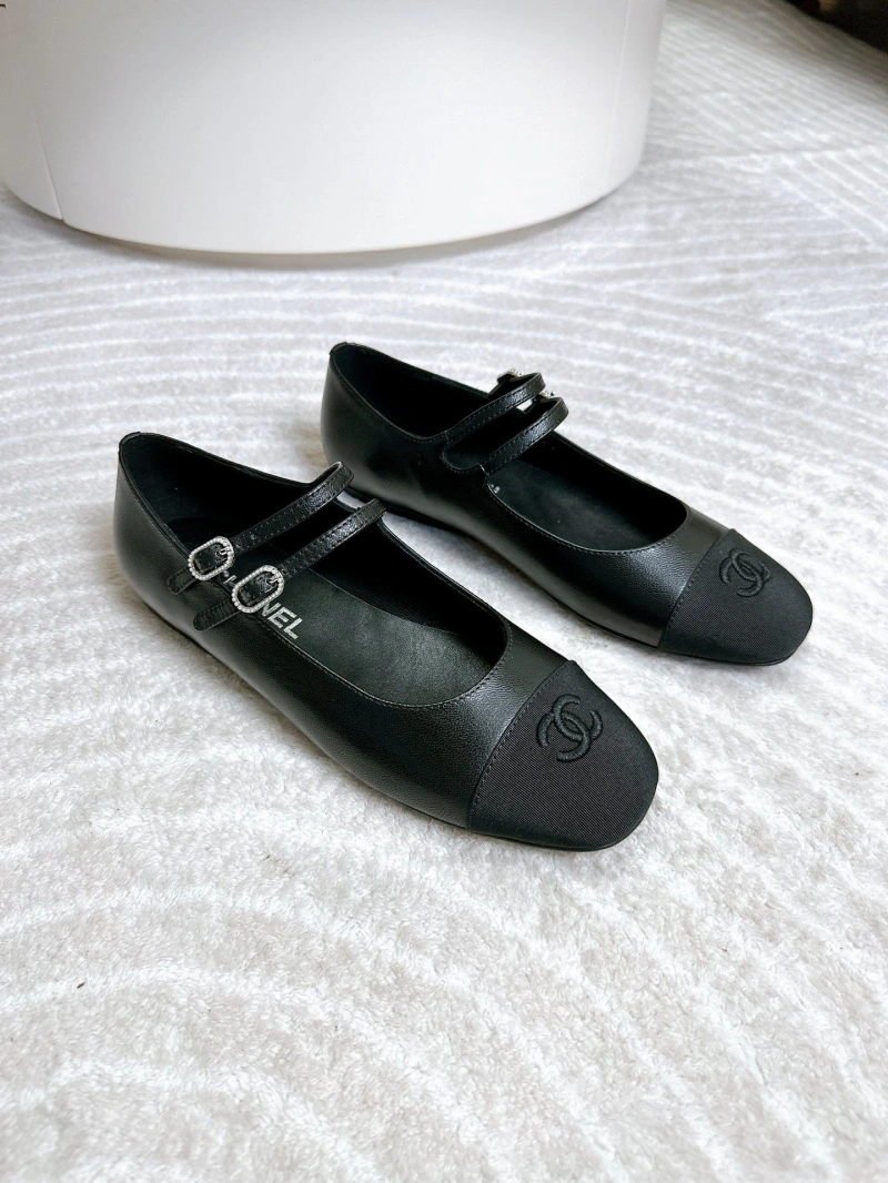 NewStyle Chxnxl Flat Shoes 131632