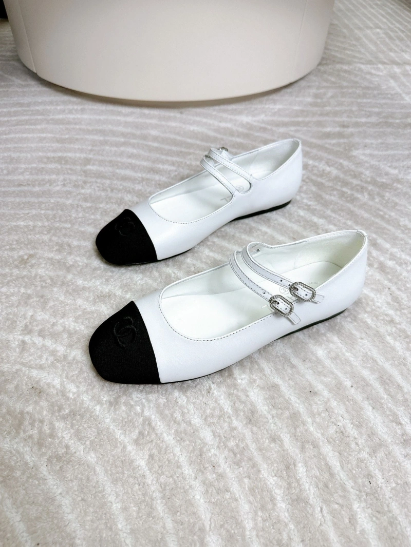 HighQuality Chxnxl Flat Shoes 131630