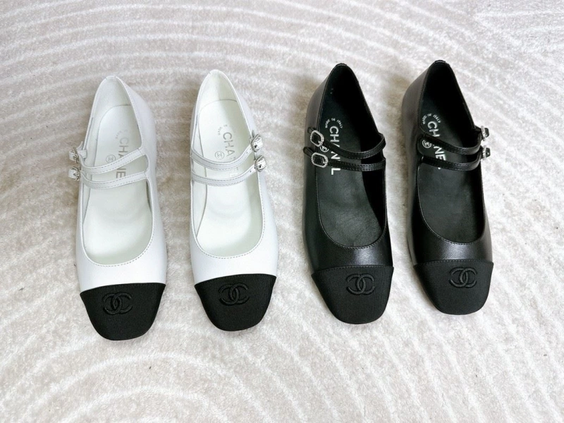 HighQuality Chxnxl Flat Shoes 131630