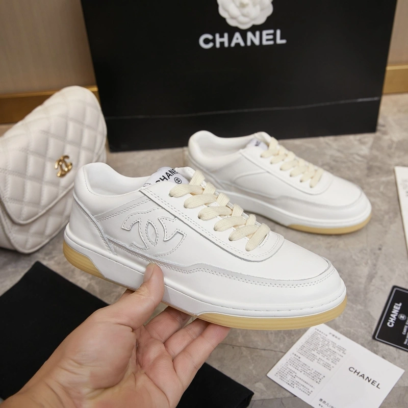 Practical Chxnxl Sneakers 131952