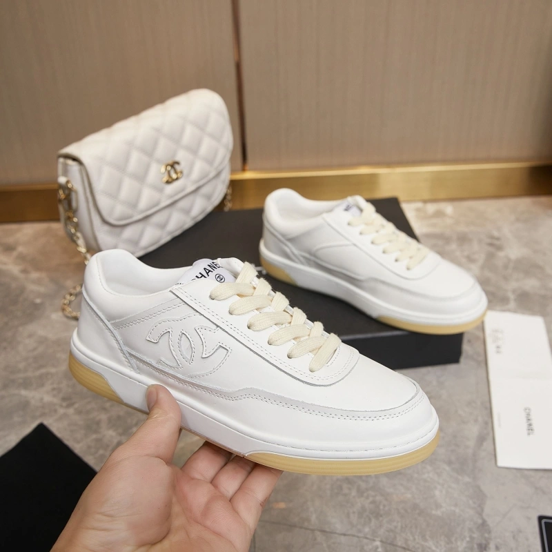 Practical Chxnxl Sneakers 131952