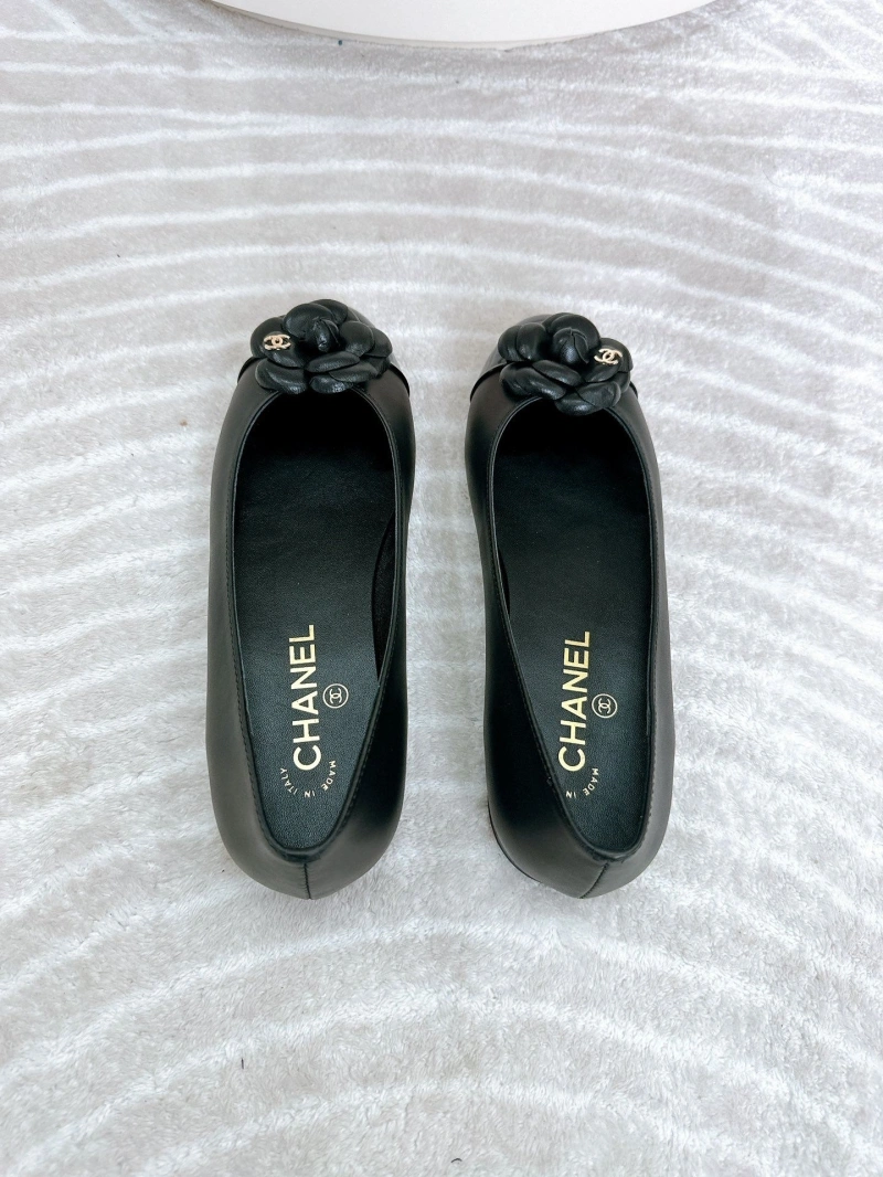 Compact Chxnxl Flat Shoes 131622