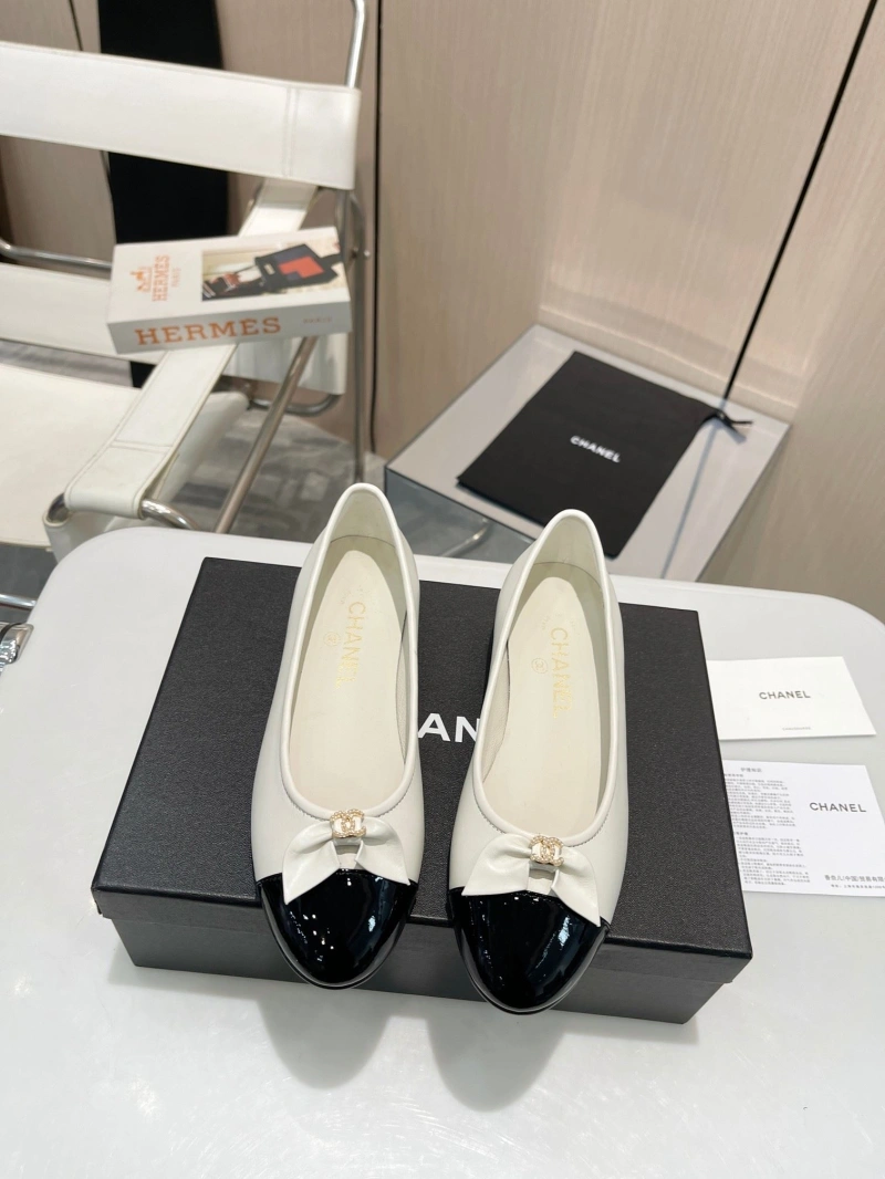 Soft Chxnxl Flat Shoes 131626