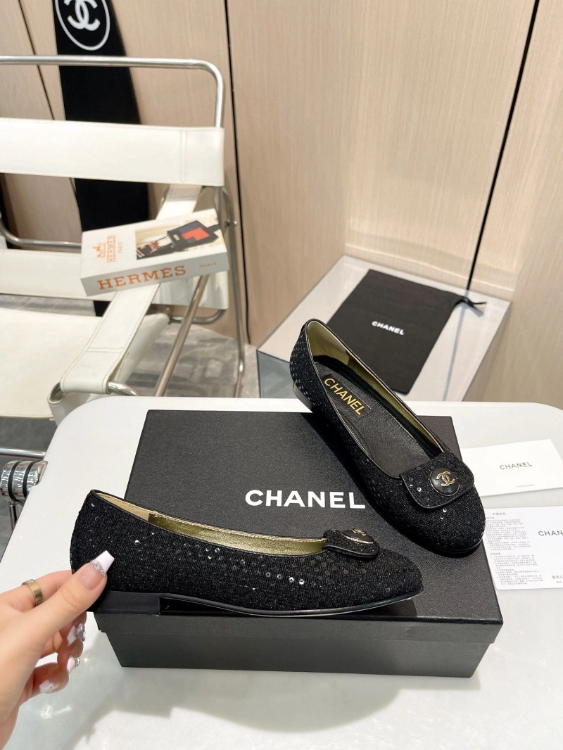 Bright Chxnxl Flat Shoes 131623