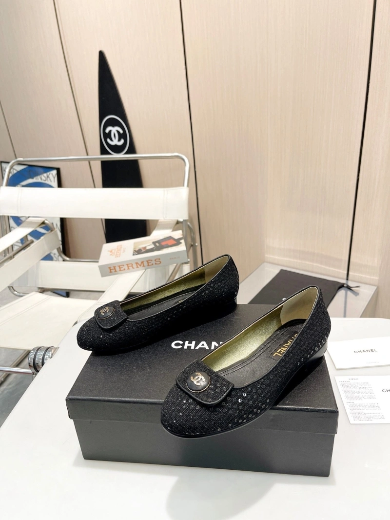 Bright Chxnxl Flat Shoes 131623