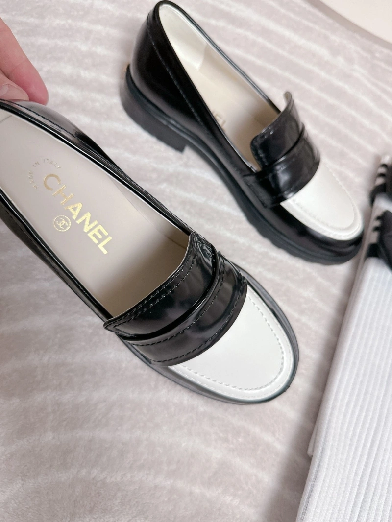 Sleek Chxnxl Leather Shoes 131360