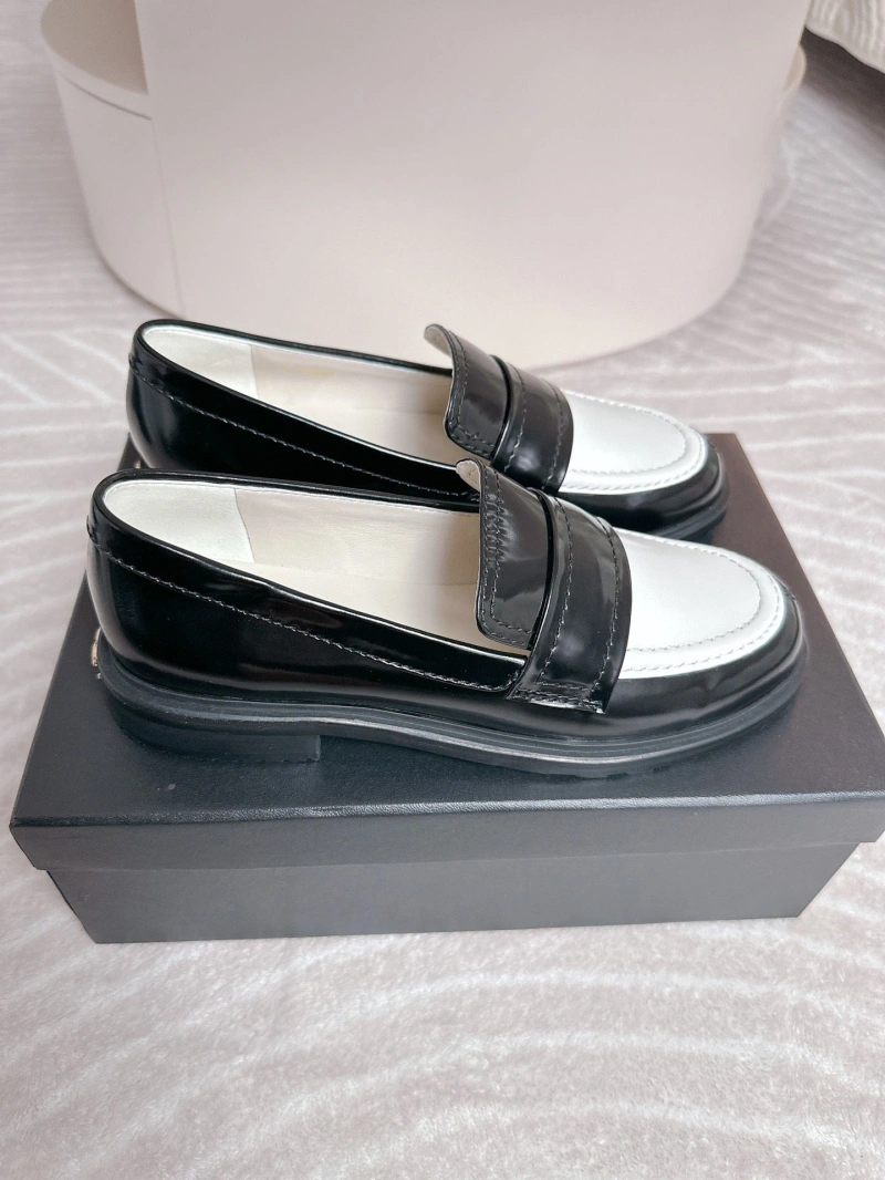 Sleek Chxnxl Leather Shoes 131360