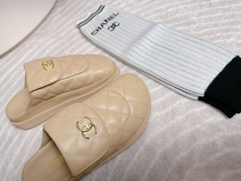 Soft Chxnxl Slippers 132191