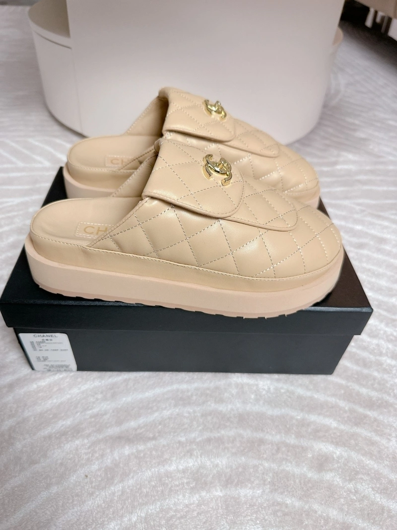 Soft Chxnxl Slippers 132191
