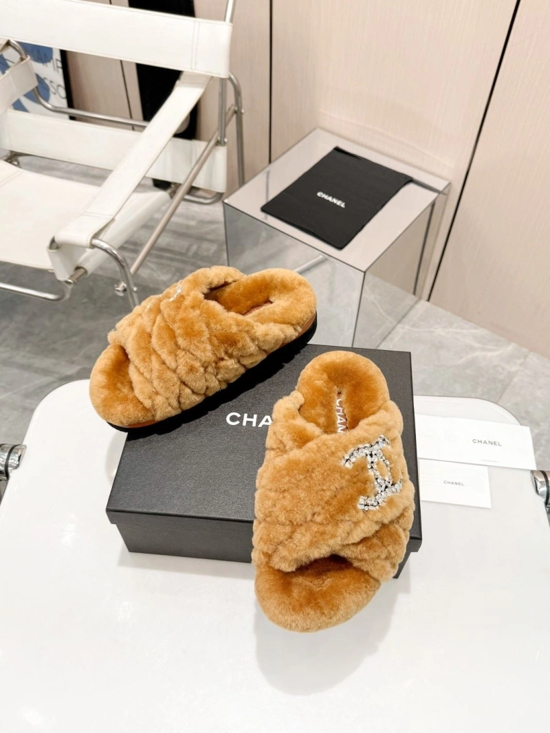 Reliable Chxnxl Slippers 132182